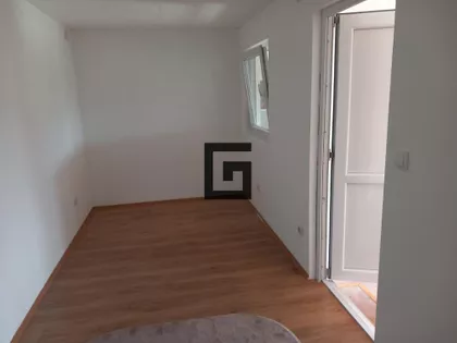 Mladenovački venac | 4zida.rs