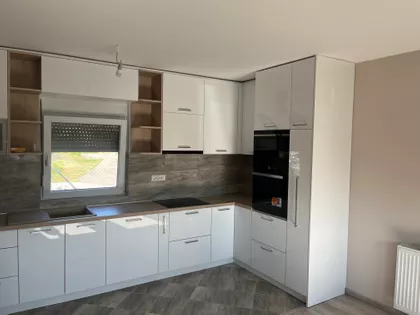 Tiosava Karapandžića 14G | 4zida.rs