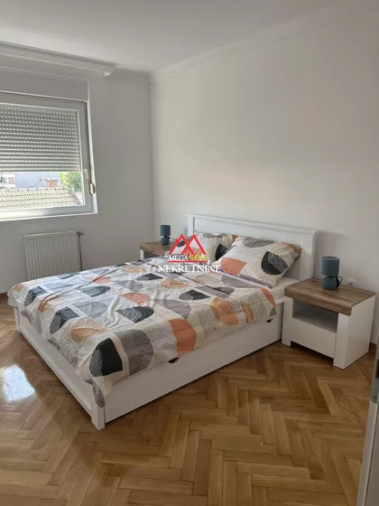 Vuka Karadžića | 4zida.rs