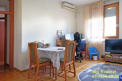 Đuke Dinić | 4zida.rs