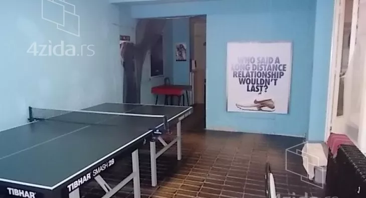 Lokal | 4zida