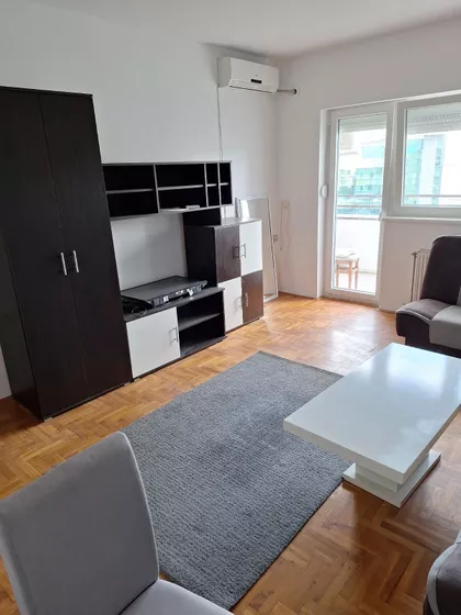 Bulevar Cara Lazara 94 | 4zida.rs