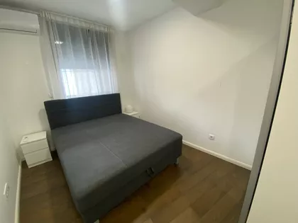 Južni Bulevar | 4zida.rs