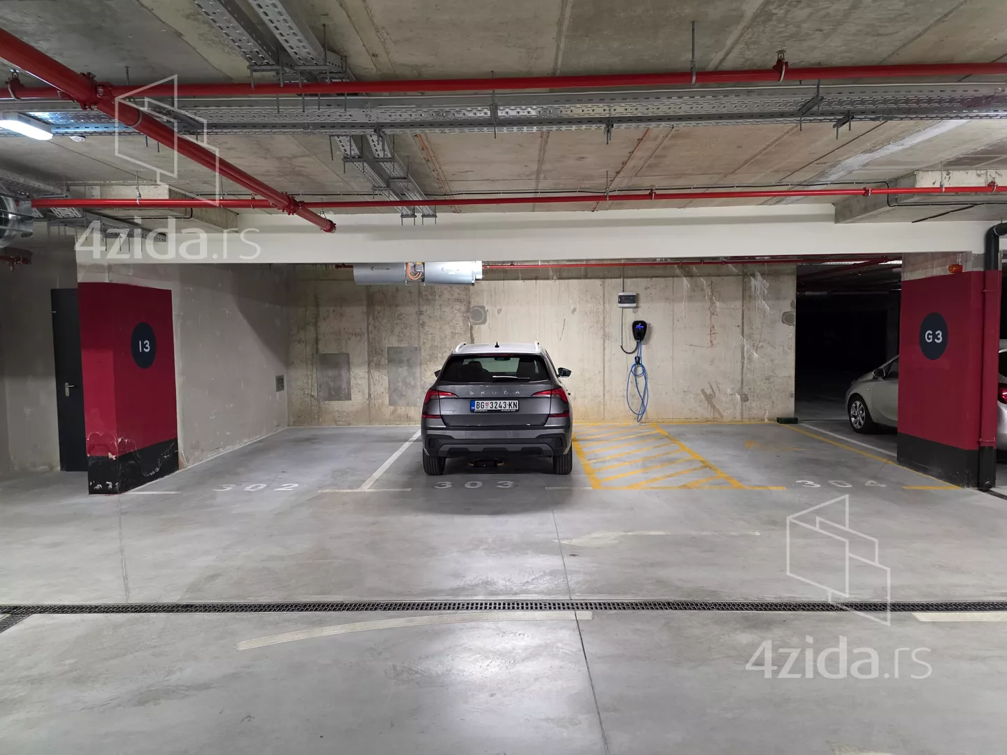 Parking | 4zida