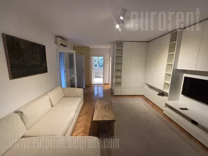 TAŠMAJDAN | 4zida.rs