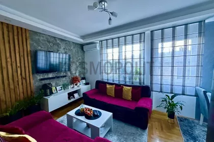 Miljana Miljanića | 4zida.rs