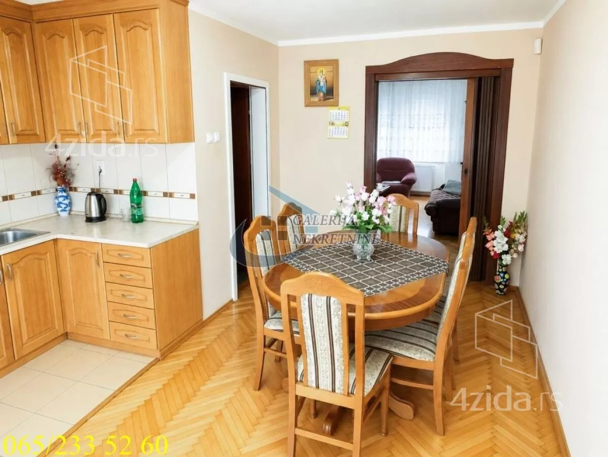Kuća | 4zida