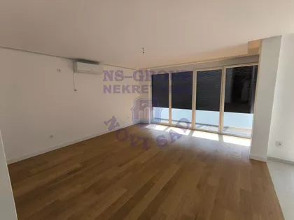 Bulevar Patrijarha Pavla (Somborski Bulevar) | 4zida.rs