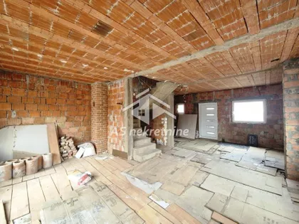 Zemun Polje | 4zida.rs