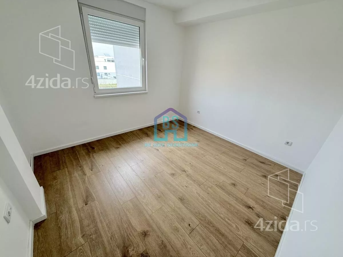 Petosoban stan | 4zida