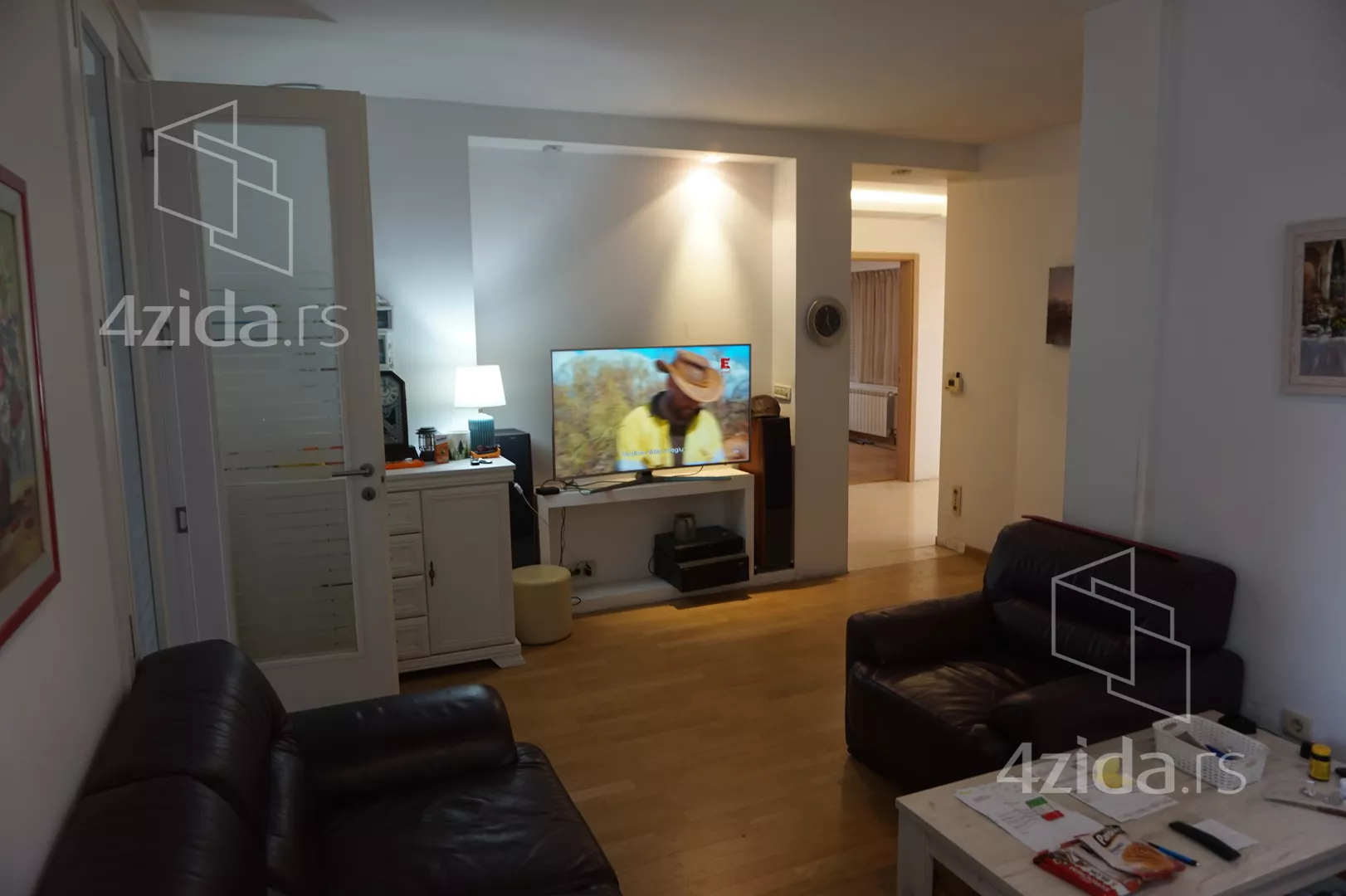 Petosoban stan | 4zida