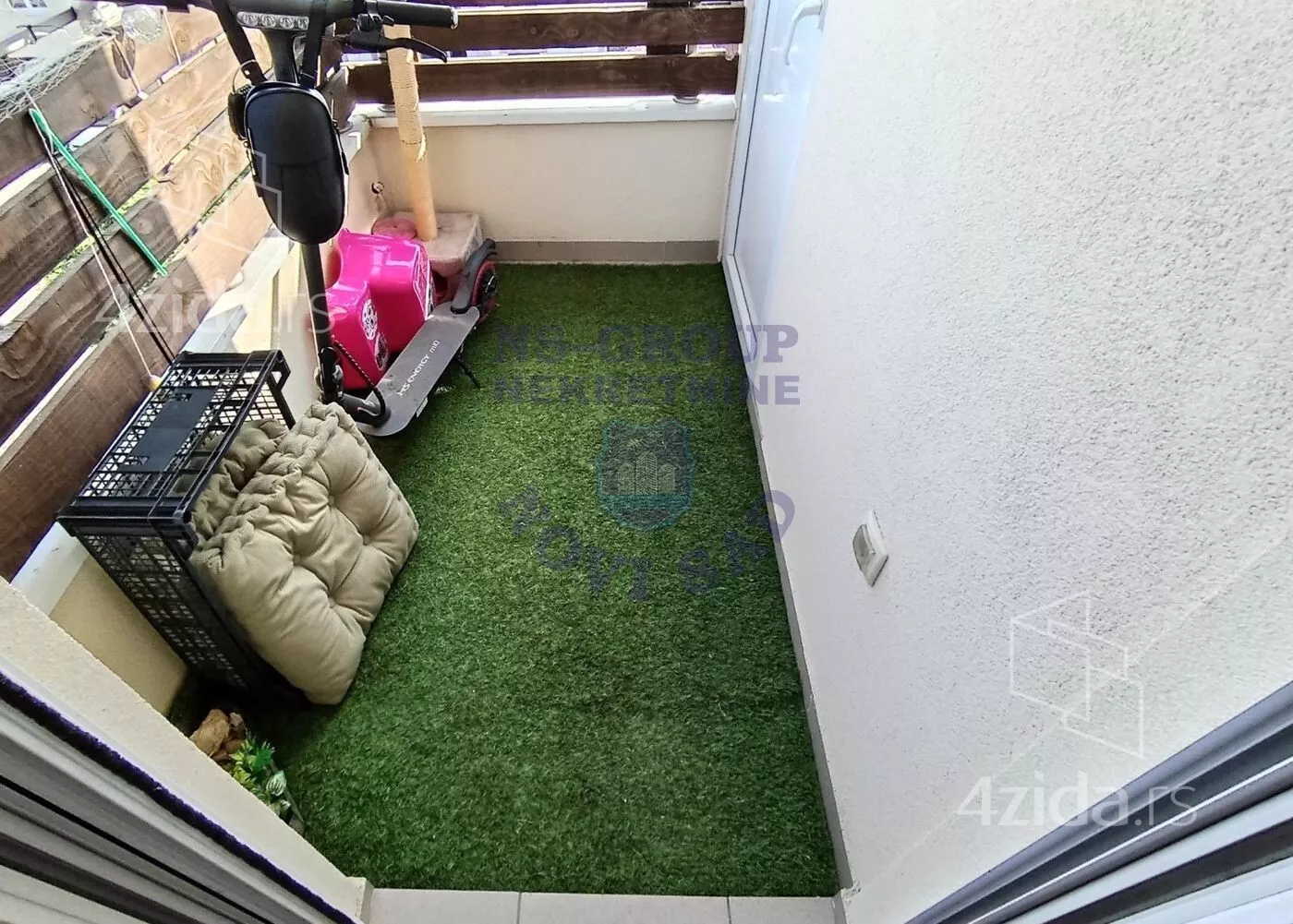 Jednoiposoban stan | 4zida