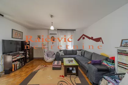 Susedgradska | 4zida.rs