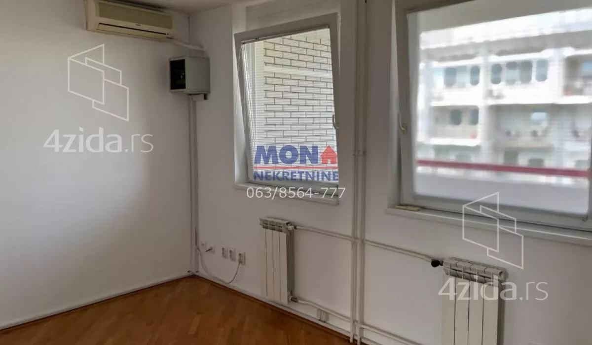 Šestosoban stan | 4zida