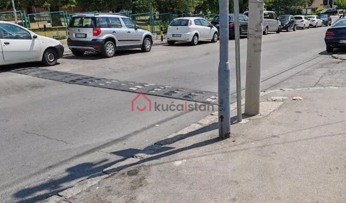 Lokal | 4zida