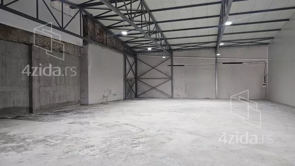 Poslovni prostor | 4zida