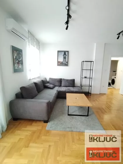 Bulevar Patrijarha Pavla (Somborski Bulevar) | 4zida.rs