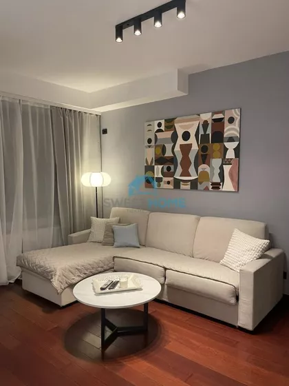 Jovana ĆirIlova | 4zida.rs