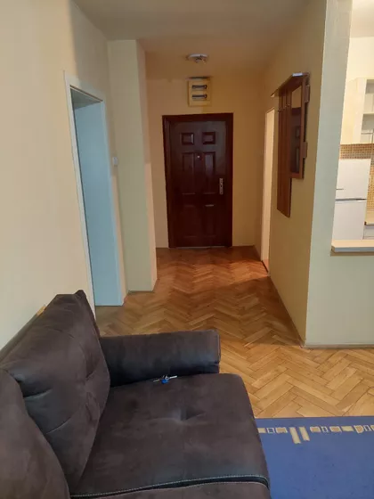 Devet Jugovića | 4zida.rs