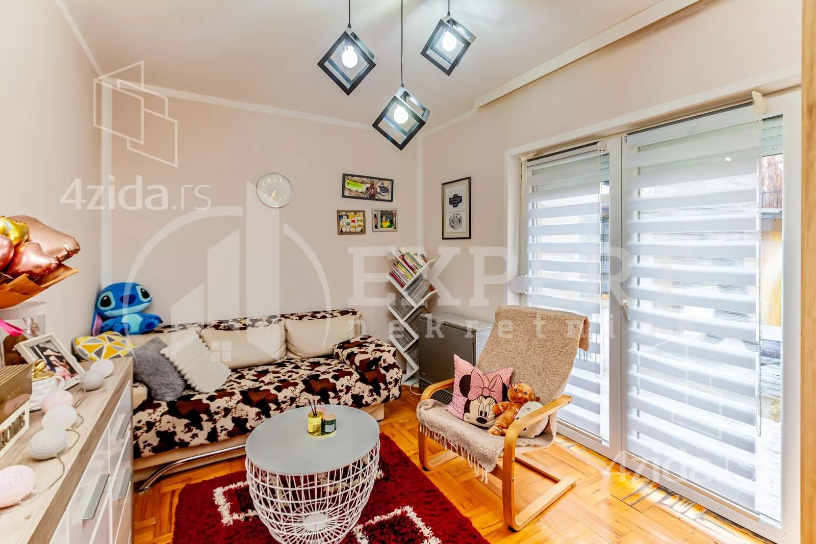 Dvoiposoban stan | 4zida