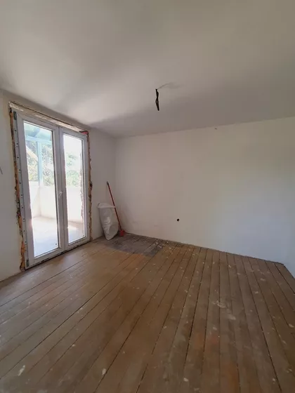 Sremska Kamenica | 4zida.rs