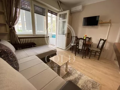 Dušana Vasiljeva | 4zida.rs