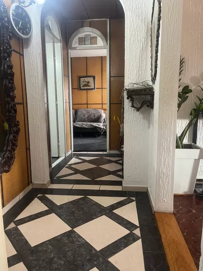 Ustanička 124 | 4zida.rs