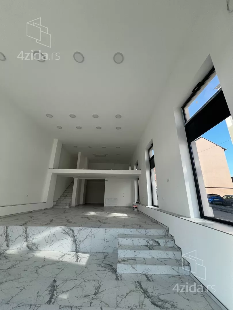 Poslovni prostor | 4zida