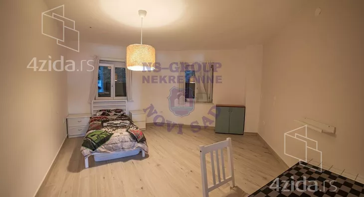 4-etažna kuća | 4zida