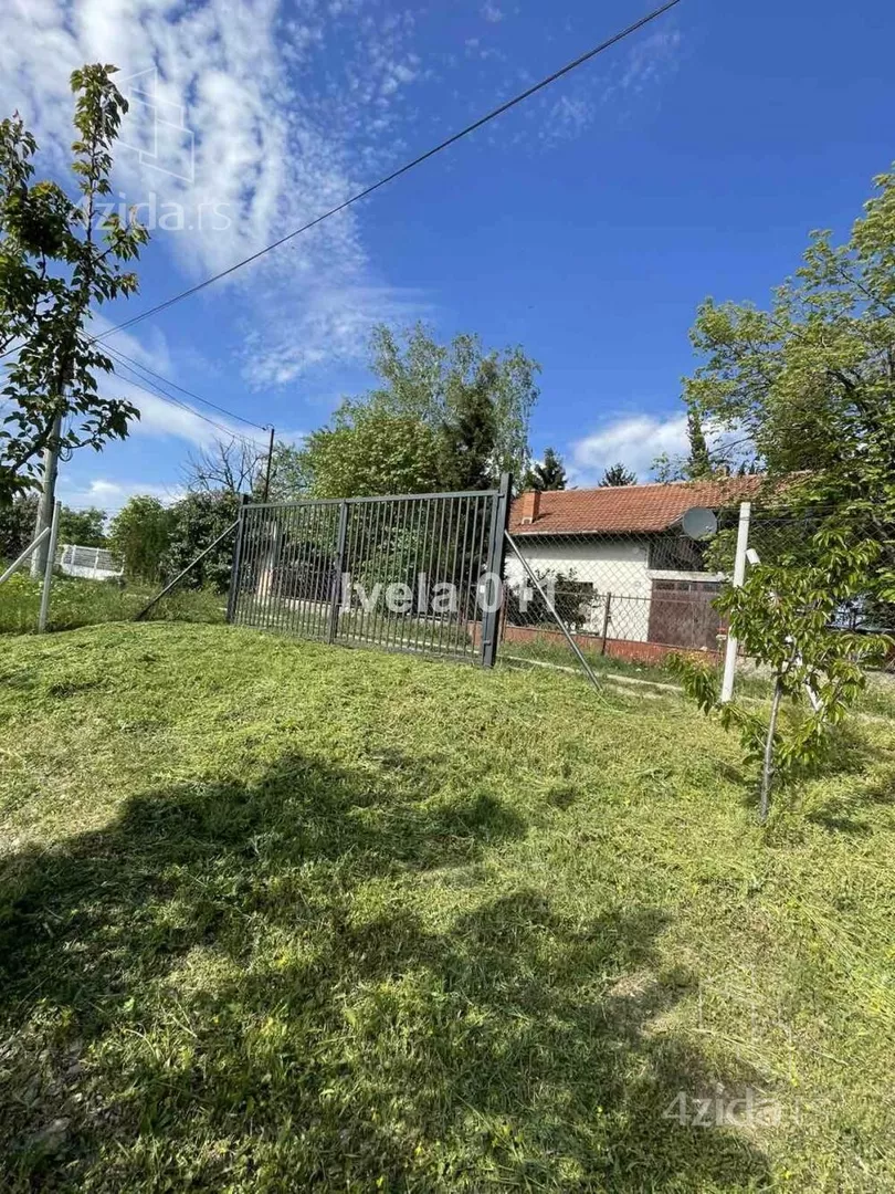 Građevinsko zemljište | 4zida