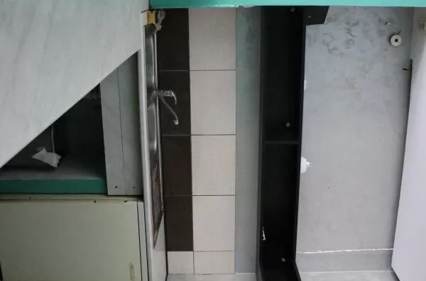 Lokal | 4zida