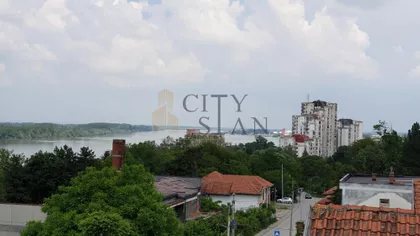 Izletnička | 4zida.rs