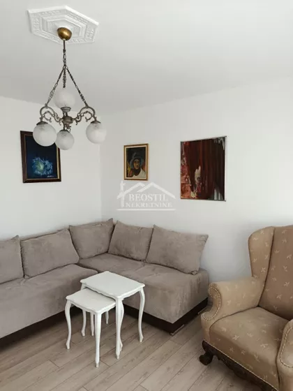 Albanske spomenice | 4zida.rs