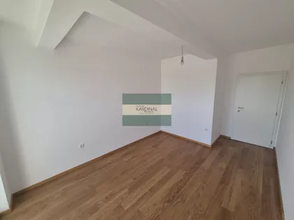 Sarina Međa | 4zida.rs