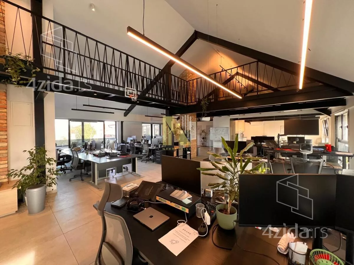 Poslovni prostor | 4zida