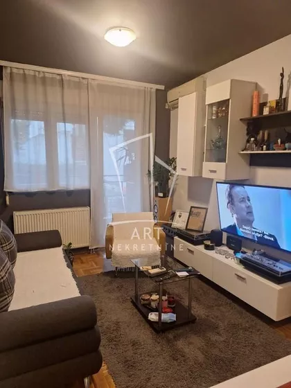 Mažuranićeva | 4zida.rs