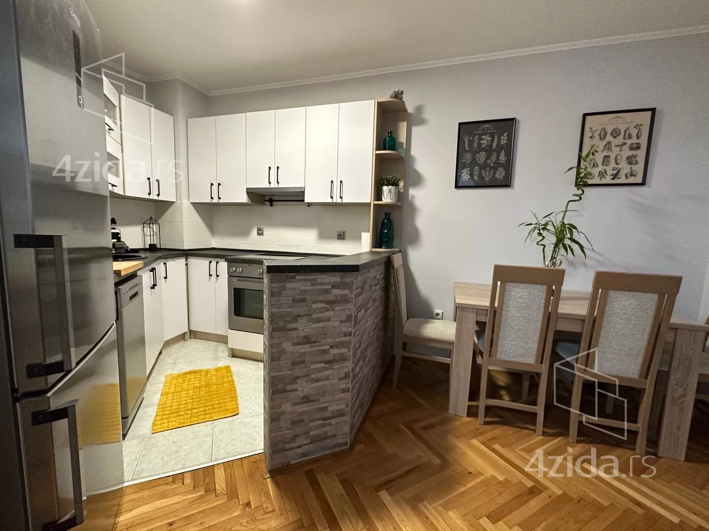 Dvoiposoban stan | 4zida