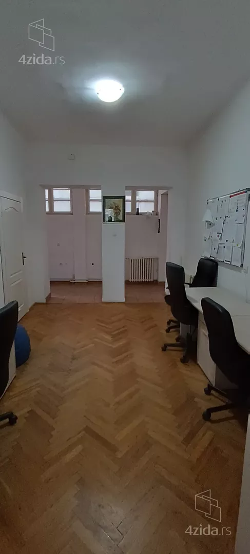 Šestosoban stan | 4zida