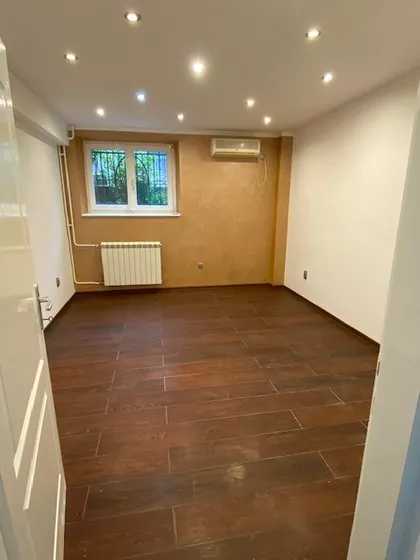 Topolska 9 | 4zida.rs