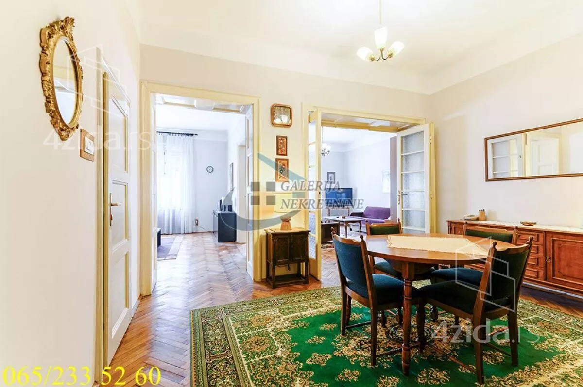 Četvoroiposoban stan | 4zida