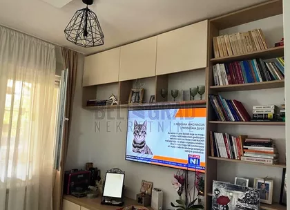 Gospodara Vučića | 4zida.rs