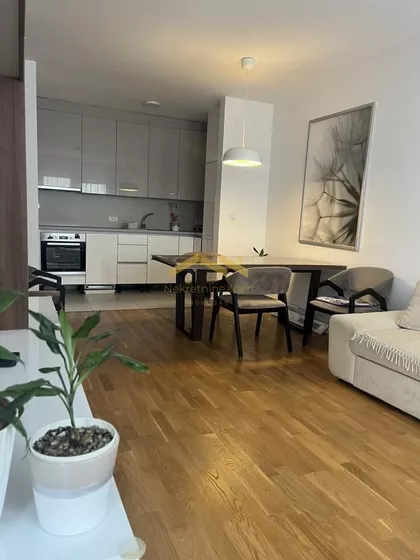 Bulevar Oslobođenja | 4zida.rs