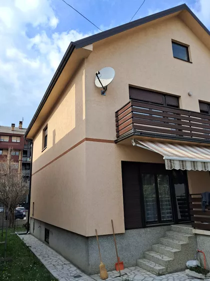 Trkalište | 4zida.rs