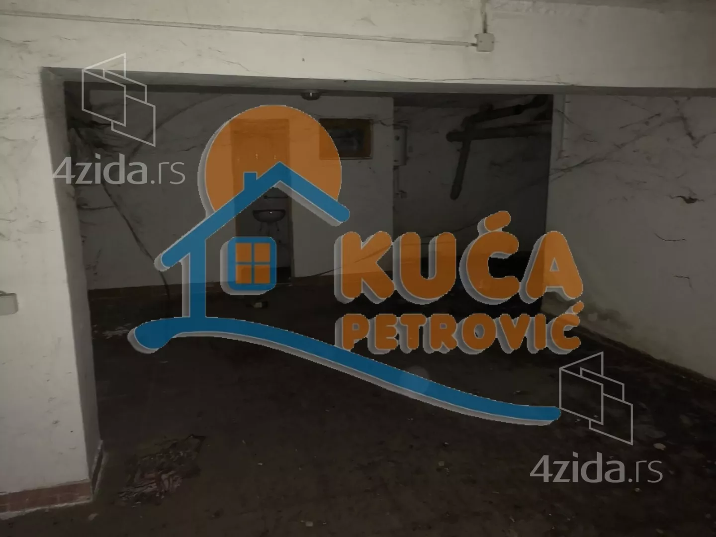 Lokal | 4zida
