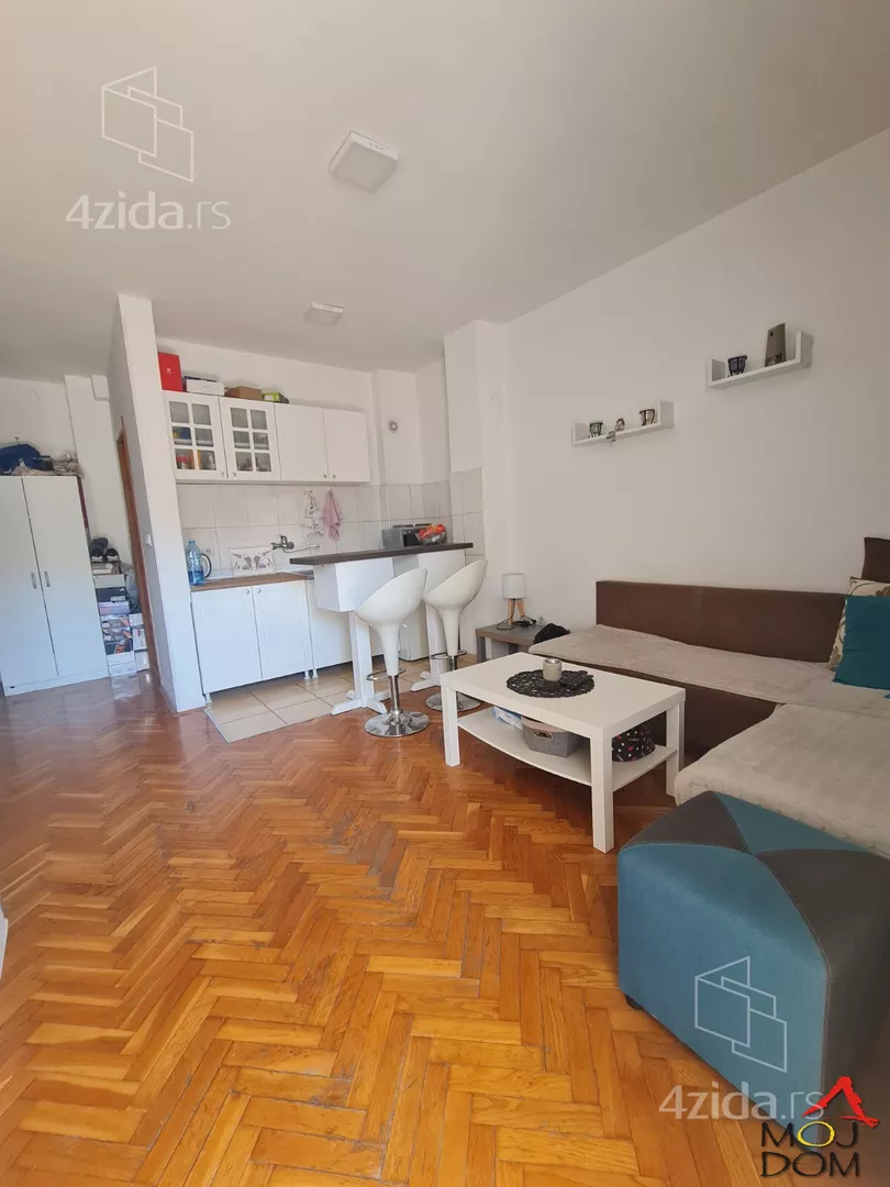 Garsonjera | 4zida