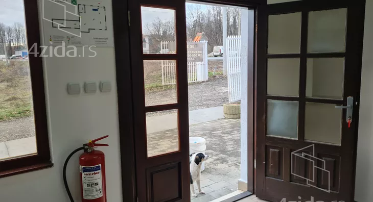 Poslovni prostor | 4zida