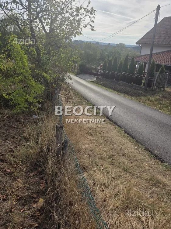 Plac | 4zida