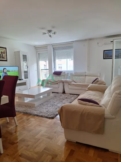 Adamovićevo Naselje | 4zida.rs