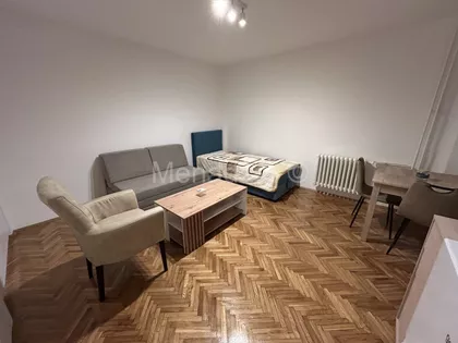 Ustanička | 4zida.rs