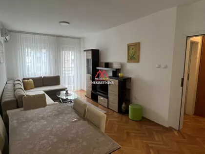 Hadži Ruvimova | 4zida.rs